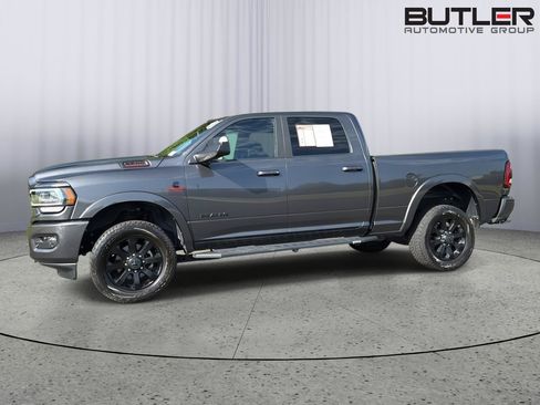 Used 2022 RAM 2500 Laramie w/ Night Edition AWD/4WD image 3