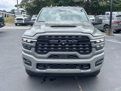 New 2026 RAM 2500 Limited AWD/4WD image 2