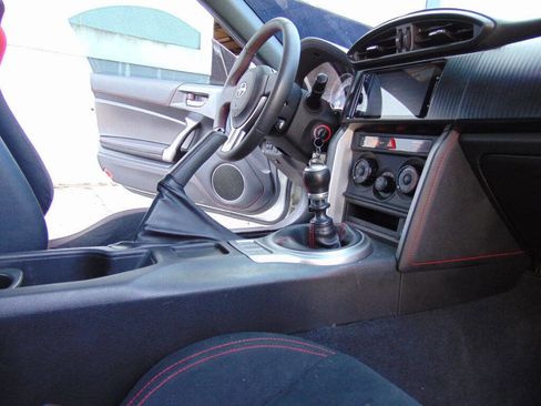 Used 2014 Scion FR-S image 28