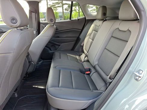 New 2026 Chevrolet Trax ACTIV w/ Sunroof Package FWD image 13