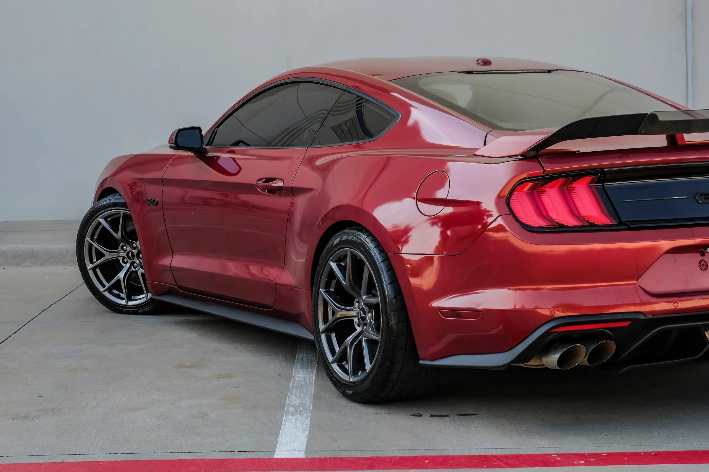 Used 2019 Ford Mustang GT Premium w/ GT Performance Package RWD image 14