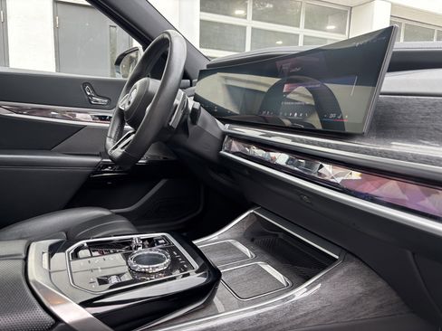 Certified 2023 BMW 740i w/ Executive Package RWD image 26