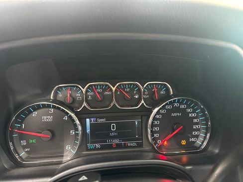 Used 2018 Chevrolet Silverado 1500 LT w/ LT Eassist Package AWD/4WD image 19