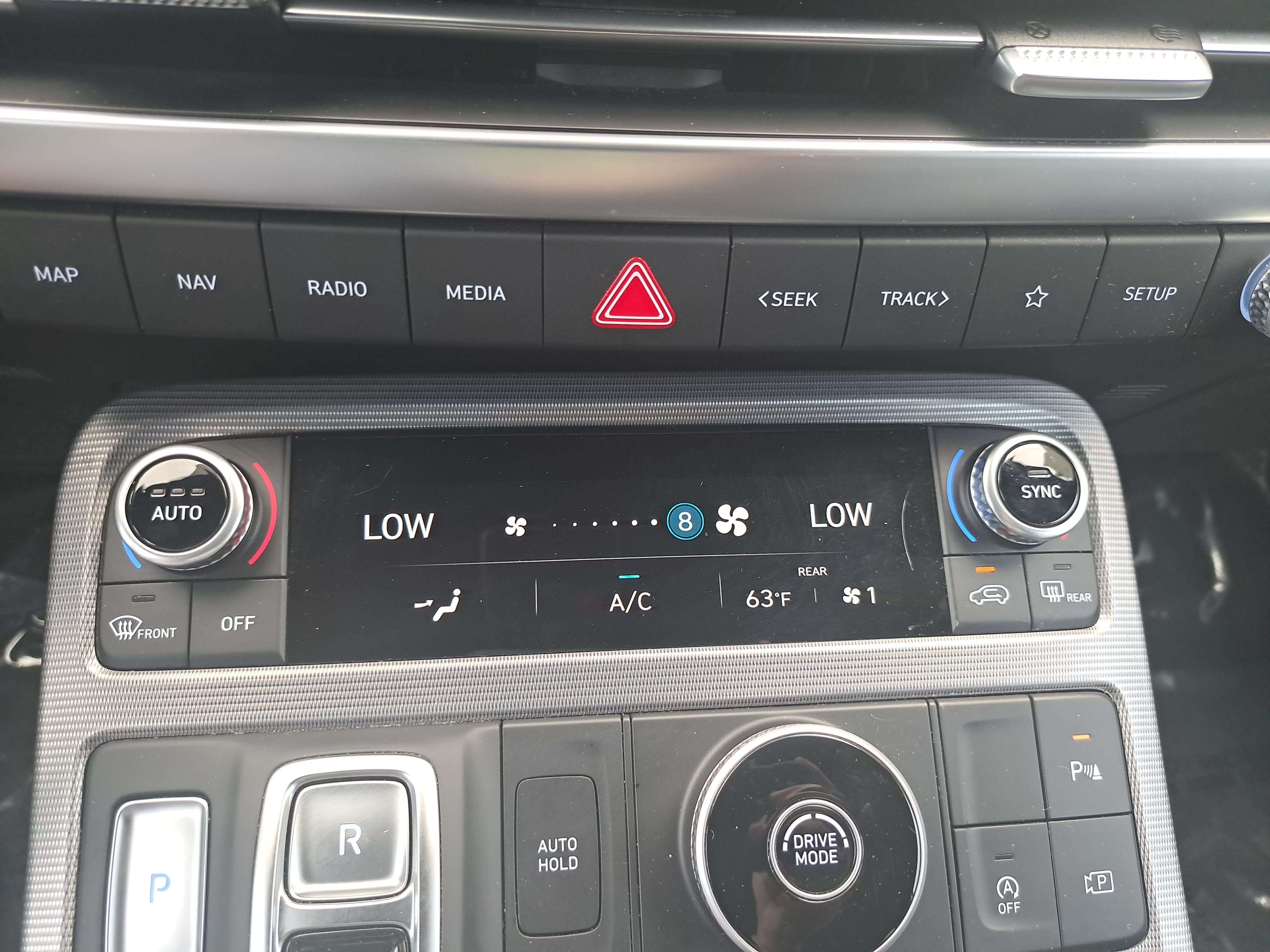 Used 2024 Hyundai Palisade Calligraphy FWD image 23