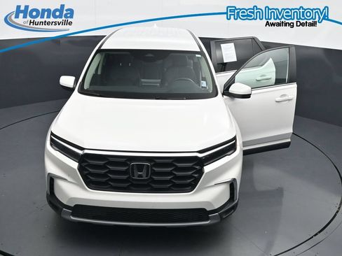 Used 2025 Honda Pilot EX-L image 40