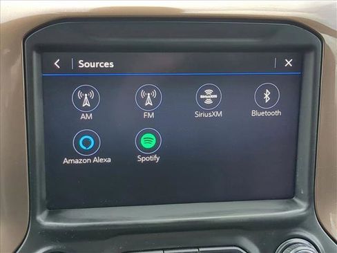 Used 2019 Chevrolet Silverado 1500 High Country image 18