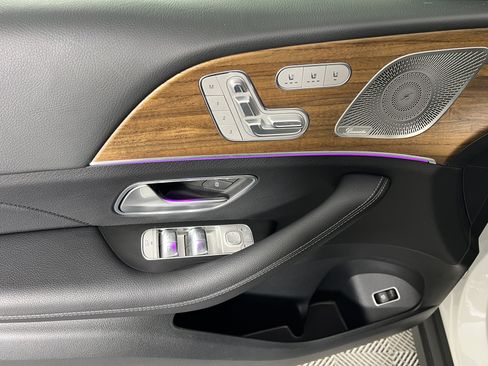 Certified 2025 Mercedes-Benz GLE 350 4MATIC image 18
