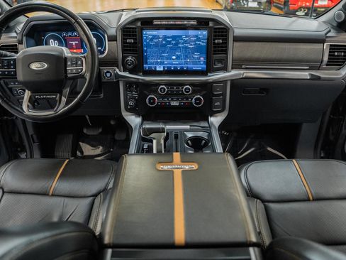 Certified 2022 Ford F150 Platinum w/ FX4 Off-Road Package image 28