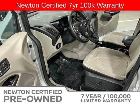 Used 2022 Ford Transit Connect XLT FWD image 7