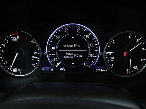 Used 2022 Buick Enclave Avenir AWD/4WD image 39
