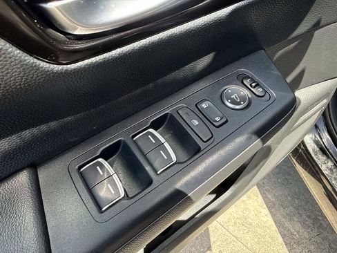 Used 2024 Honda CR-V EX-L image 17