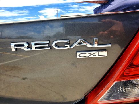 Used 2011 Buick Regal CXL FWD image 14