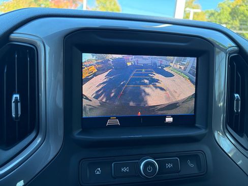 Used 2021 Chevrolet Silverado 1500 Custom Trail Boss image 34