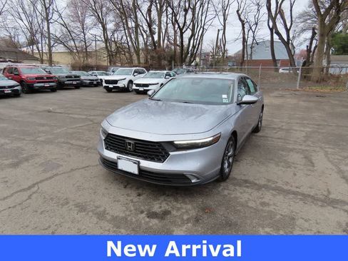 Certified 2023 Honda Accord EX image 1