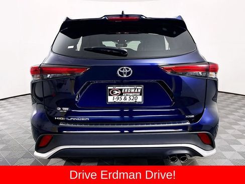 Used 2023 Toyota Highlander XSE FWD image 22