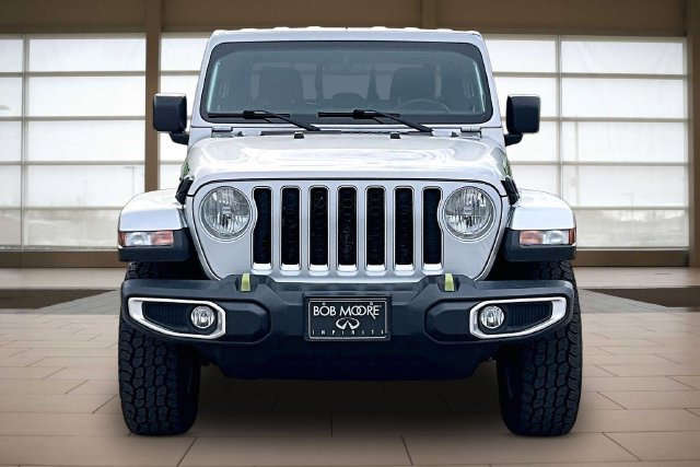 Used 2023 Jeep Gladiator Overland AWD/4WD image 3