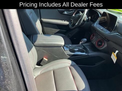 Used 2024 Chevrolet Blazer RS w/ LPO, Floor Liner Package FWD image 9