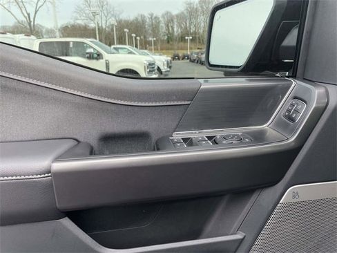 New 2025 Ford F150 Lariat w/ Equipment Group 501A Mid image 13