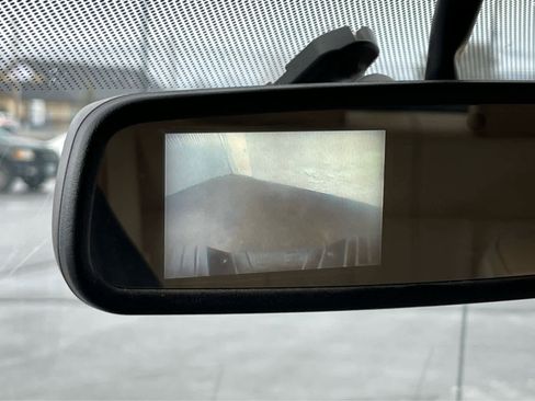 Used 2012 Ford F150 Lariat w/ Lariat Chrome Pkg image 21