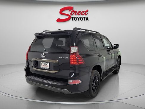 Used 2022 Lexus GX 460 w/ Black Line Special Edition AWD/4WD image 4