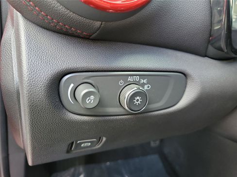 Used 2024 Chevrolet Blazer RS image 21