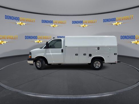 New 2025 Chevrolet Express 3500 w/ Power Convenience Package image 8