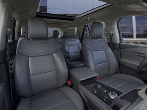 New 2026 Ford Explorer Active w/ Active Comfort Package AWD/4WD image 10