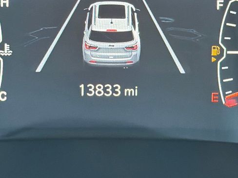 Used 2024 Jeep Compass Trailhawk w/ Sun and Sound Group image 18