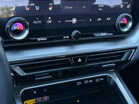 Certified 2025 Lexus TX 350 AWD w/ Technology Package image 19