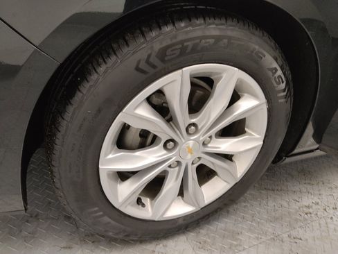 Used 2024 Chevrolet Malibu LT image 31