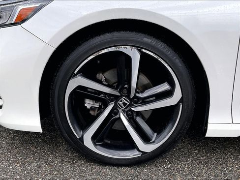 Used 2019 Honda Accord Sport image 7