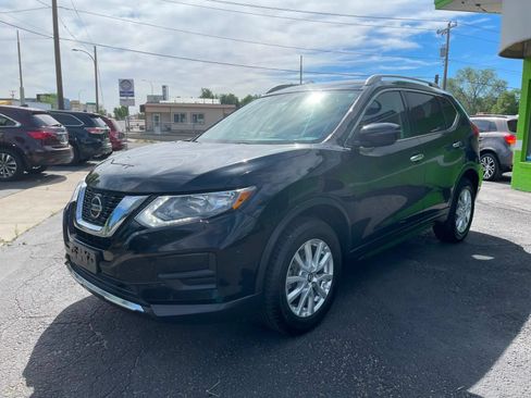 Used 2018 Nissan Rogue SV AWD/4WD image 3