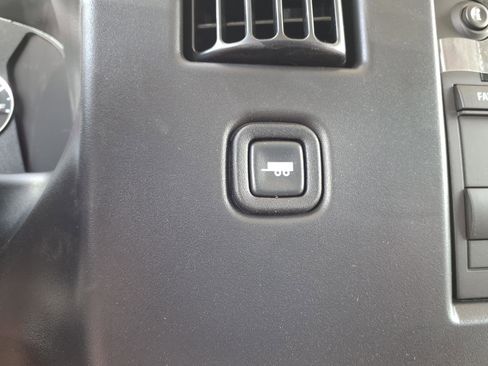 New 2026 GMC Savana 3500 w/ Driver Convenience Package image 6