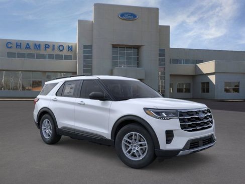 New 2026 Ford Explorer Active image 7