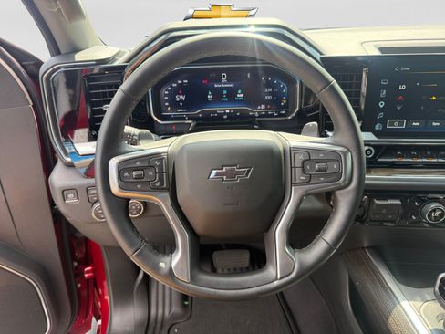 Used 2025 Chevrolet Silverado 1500 RST w/ Convenience Package II AWD/4WD image 23