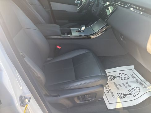 Used 2024 Land Rover Range Rover Velar S image 16