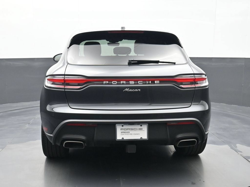 Certified 2025 Porsche Macan AWD/4WD image 21
