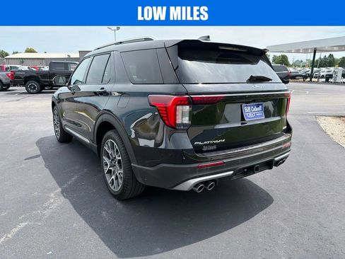 Used 2025 Ford Explorer Platinum w/ Ultimate Package AWD/4WD image 6
