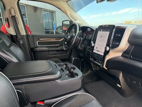 Used 2024 RAM 2500 Laramie AWD/4WD image 29