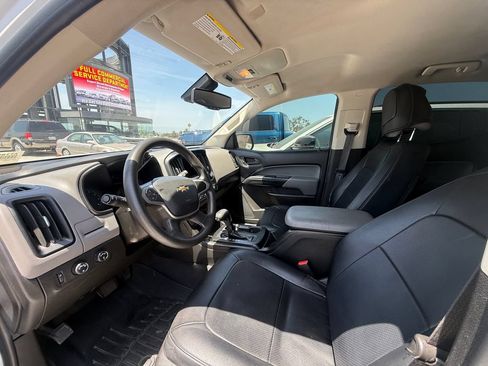 Used 2020 Chevrolet Colorado W/T w/ Custom Special Edition AWD/4WD image 5
