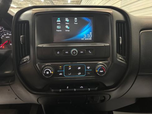 Used 2019 Chevrolet Silverado 1500 W/T w/ WT Convenience Package AWD/4WD image 18