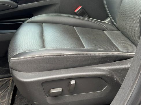 Used 2023 Buick Envision Essence FWD image 26