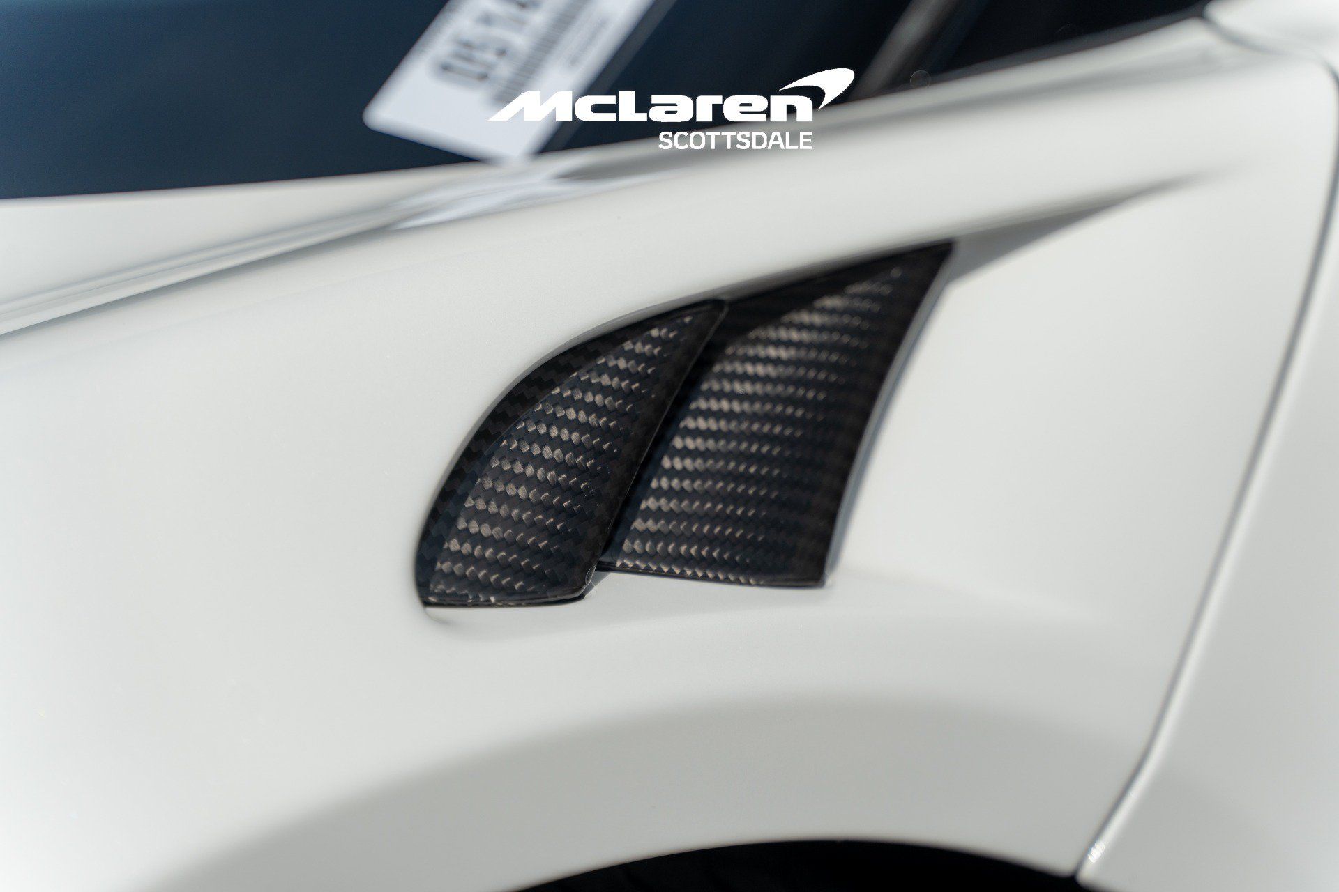 Used 2025 McLaren Artura Spider RWD image 23