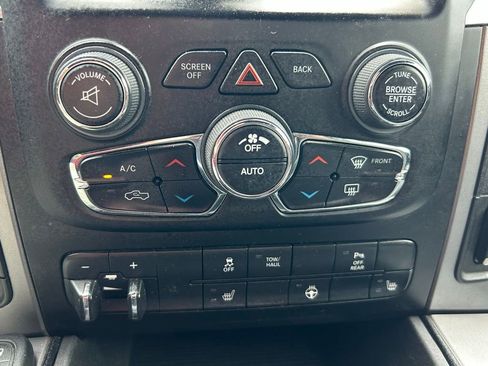 Used 2022 RAM 1500 Classic Warlock AWD/4WD image 29