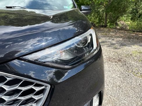 Used 2024 Ford Edge SEL w/ Convenience Package AWD/4WD image 3