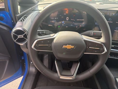 New 2026 Chevrolet Equinox EV LT image 6