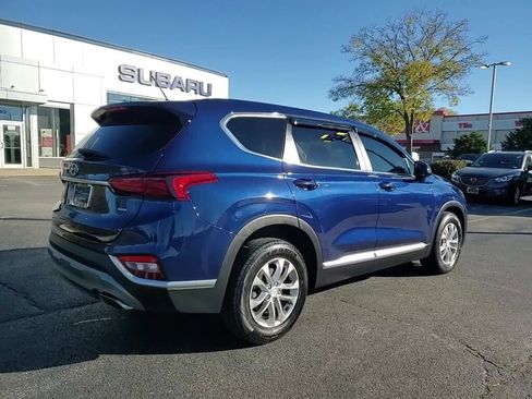 Used 2020 Hyundai Santa Fe SE image 3