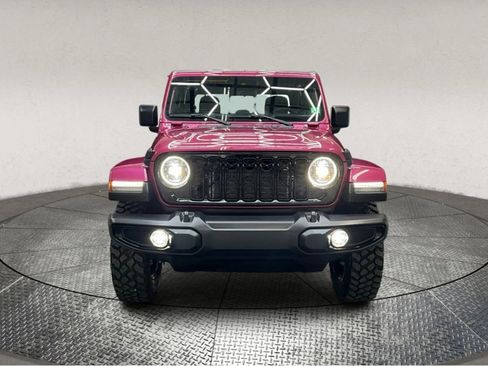 Used 2024 Jeep Gladiator Sport image 3