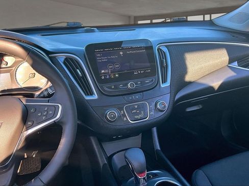 Used 2024 Chevrolet Malibu RS image 9