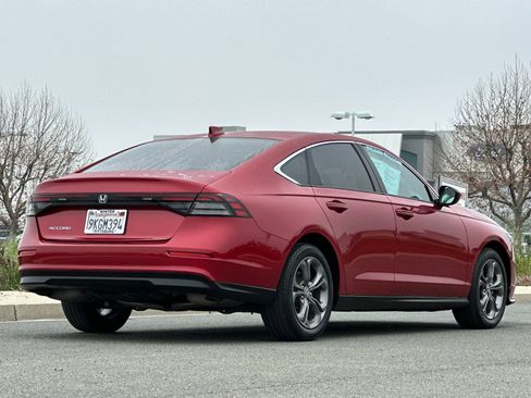 Used 2024 Honda Accord EX image 4